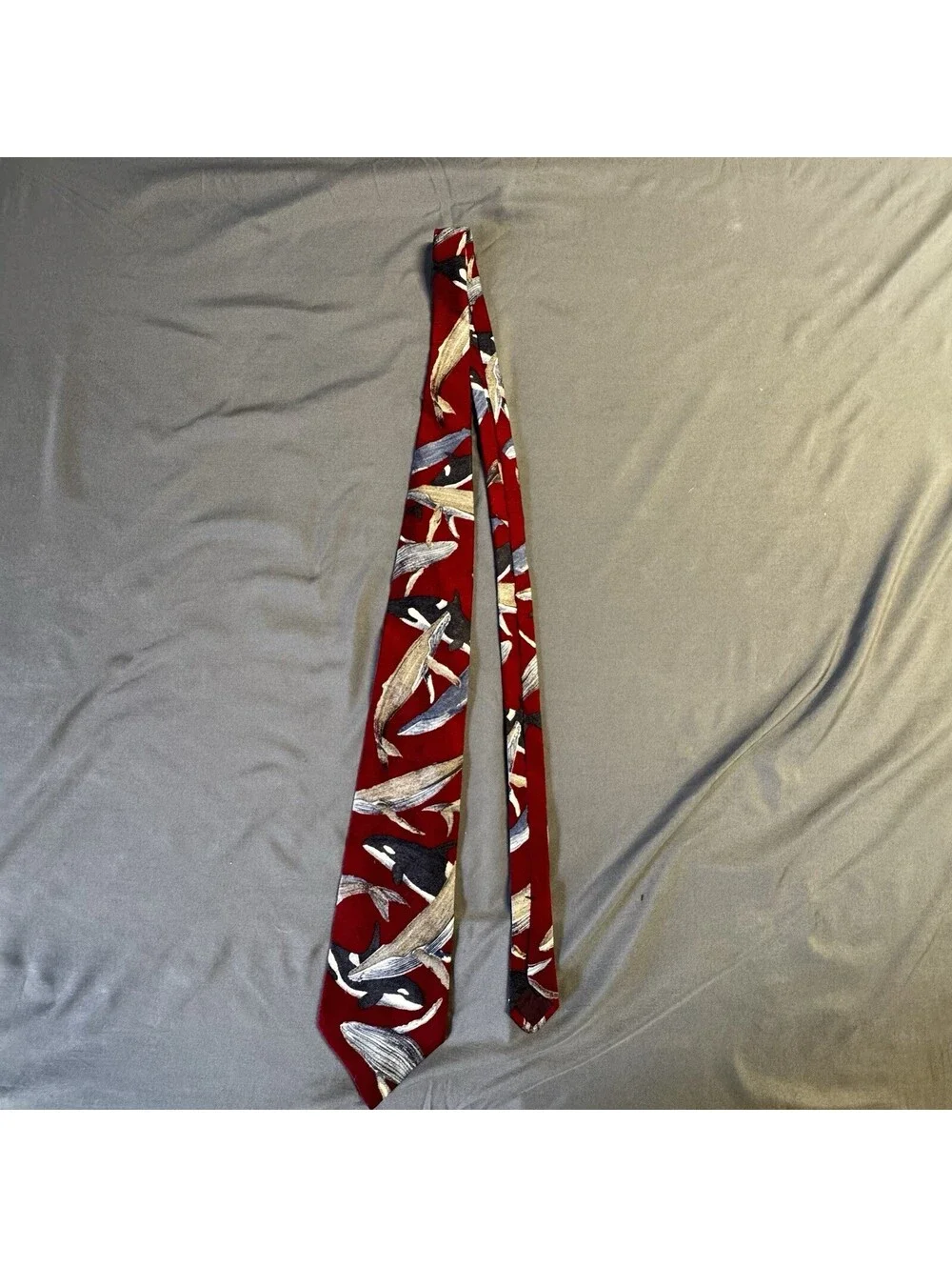 Vintage 1993 WWF World Wildlife Fund Mens Silk Tie Red Whales Orca Humpback⁠